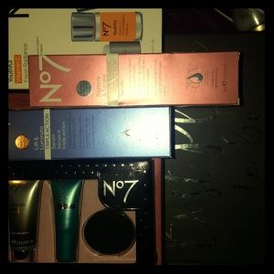 Lot of No7 products
